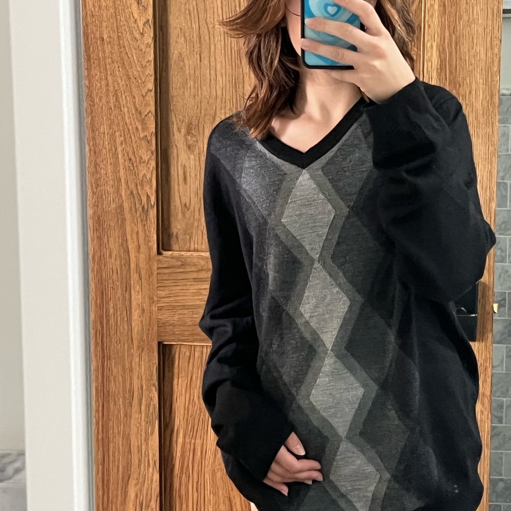 apt. 9 sweaters v-neck argyle sweater